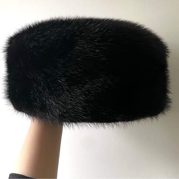 Real Mink Fur Beret - Picture 1 of 2